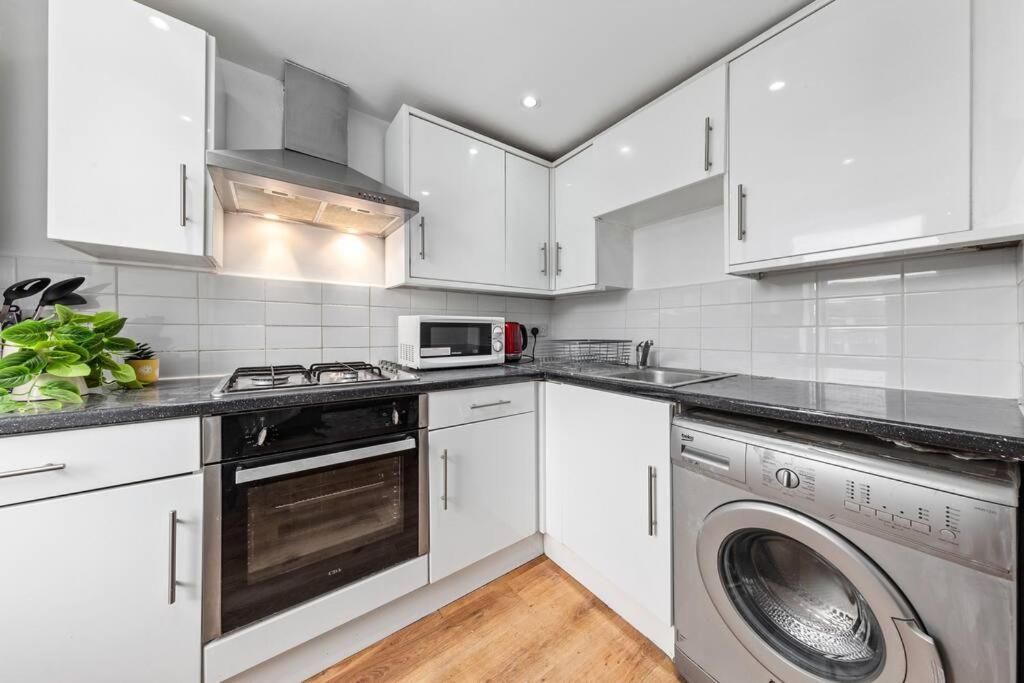 1Br Modern Flat On Edgware Rd Ed3 Apartment ลอนดอน ภายนอก รูปภาพ